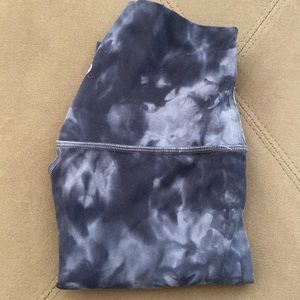 Lululemon Align Tie dye 7/8 leggings